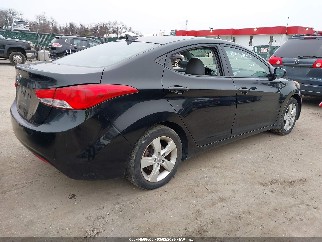 2013 Hyundai Elantra, VIN KMHDH4AE5DU972294. Zdjęcie 4 z 6 z aukcji IAAI. Katalog aut z USA OpenDataCar.