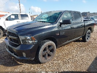 2018 Ram 1500, VIN 1C6RR6KT4JS155266. Фото 2 з 6 з аукціону IAAI. Каталог авто зі США OpenDataCar.