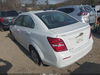 2017 Chevrolet Sonic, VIN 1G1JB5SHXH4145610. Фото 3 з 6 з аукціону IAAI. Каталог авто зі США OpenDataCar.