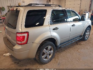 2010 Ford Escape, VIN 1FMCU0DG9AKD43917. Фото 4 з 6 з аукціону IAAI. Каталог авто зі США OpenDataCar.