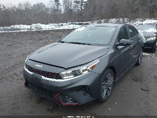 2023 Kia Forte, VIN 3KPF54AD6PE549689. Фото 2 з 6 з аукціону IAAI. Каталог авто зі США OpenDataCar.
