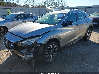 2017 Infiniti QX30, VIN SJKCH5CR1HA022038. Zdjęcie 2 z 6 z aukcji IAAI. Katalog aut z USA OpenDataCar.