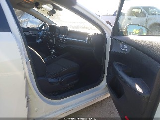 2023 Kia Forte, VIN 3KPF24AD4PE656684. Zdjęcie 5 z 6 z aukcji IAAI. Katalog aut z USA OpenDataCar.