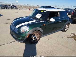 2013 Mini Hardtop, VIN WMWSU3C55DT688472. Фото 2 з 6 з аукціону IAAI. Каталог авто зі США OpenDataCar.