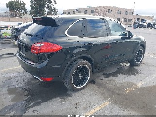 2013 Porsche Cayenne, VIN WP1AF2A23DLA33334. Фото 4 з 6 з аукціону IAAI. Каталог авто зі США OpenDataCar.