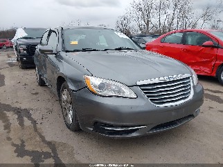 2012 Chrysler 200, VIN 1C3CCBAB5CN112854. Zdjęcie 1 z 6 z aukcji IAAI. Katalog aut z USA OpenDataCar.