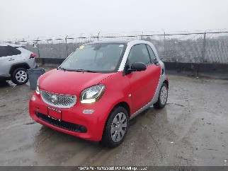 2016 Smart Fortwo, VIN WMEFJ5DA8GK082180. Фото 2 з 6 з аукціону IAAI. Каталог авто зі США OpenDataCar.