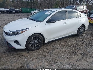 2023 Kia Forte, VIN 3KPF54AD1PE620765. Фото 2 з 6 з аукціону IAAI. Каталог авто зі США OpenDataCar.