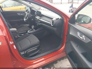 2022 Kia Forte, VIN 3KPF24AD2NE416353. Фото 5 з 6 з аукціону IAAI. Каталог авто зі США OpenDataCar.