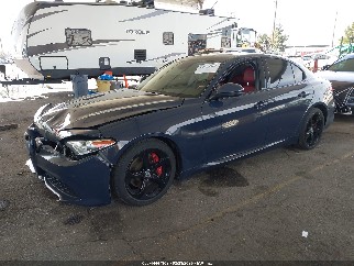 2019 Alfa romeo Giulia, VIN ZARFAMANXK7598087. Фото 2 з 6 з аукціону IAAI. Каталог авто зі США OpenDataCar.