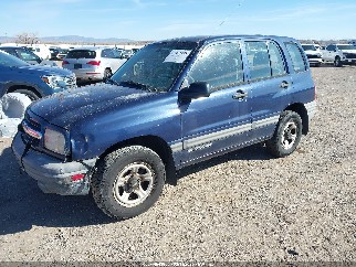 2000 Chevrolet Tracker, VIN 2CNBJ13C4Y6950944. Фото 2 из 6 с аукциона IAAI. Каталог авто из США OpenDataCar.