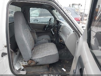 1996 Mazda B2300, VIN 4F4CR12A8TTM41058. Zdjęcie 5 z 6 z aukcji IAAI. Katalog aut z USA OpenDataCar.