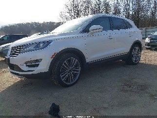 2016 Lincoln MKC, VIN 5LMTJ3DH7GUJ15735. Фото 2 из 6 с аукциона IAAI. Каталог авто из США OpenDataCar.