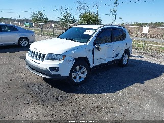 2015 Jeep Compass, VIN 1C4NJCBB6FD246667. Фото 2 з 6 з аукціону IAAI. Каталог авто зі США OpenDataCar.