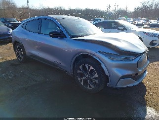 2022 Ford Mustang Mach-E, VIN 3FMTK3R74NMA25489. Фото 1 з 6 з аукціону IAAI. Каталог авто зі США OpenDataCar.