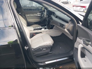 2024 Audi Q8, VIN WA16AAGE3RB061532. Фото 5 з 6 з аукціону IAAI. Каталог авто зі США OpenDataCar.