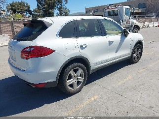 2014 Porsche Cayenne, VIN WP1AE2A21ELA51450. Фото 4 з 6 з аукціону IAAI. Каталог авто зі США OpenDataCar.