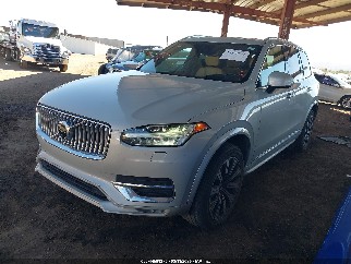 2021 Volvo XC90, VIN YV4A22PL2M1755545. Фото 2 з 6 з аукціону IAAI. Каталог авто зі США OpenDataCar.