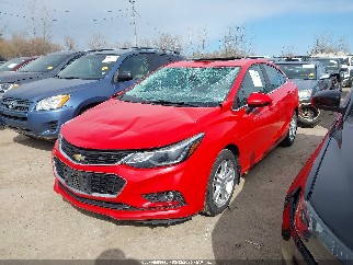2018 Chevrolet Cruze, VIN 1G1BE5SM6J7143303. Фото 2 з 6 з аукціону IAAI. Каталог авто зі США OpenDataCar.