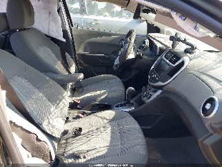 2020 Chevrolet Sonic, VIN 1G1JD5SB1L4103535. Фото 5 з 6 з аукціону IAAI. Каталог авто зі США OpenDataCar.