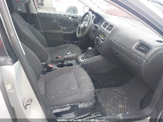 2011 Volkswagen Jetta, VIN 3VW2K7AJ3BM380872. Zdjęcie 5 z 6 z aukcji IAAI. Katalog aut z USA OpenDataCar.