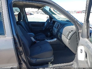 2006 Mazda Tribute, VIN 4F2YZ02Z06KM30287. Photo 5 of 6 from IAAI auction. OpenDataCar US salvage catalog.