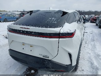 2023 Lexus RZ 450e, VIN JTJAAAAB9PA011930. Фото 4 з 6 з аукціону IAAI. Каталог авто зі США OpenDataCar.