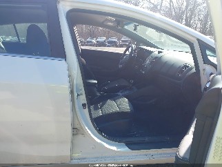 2016 Kia Forte, VIN KNAFX5A84G5628967. Фото 5 з 6 з аукціону IAAI. Каталог авто зі США OpenDataCar.