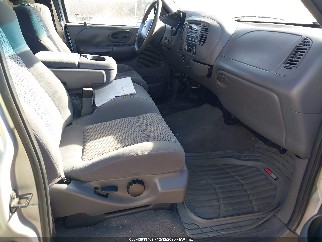 2002 Ford F-150, VIN 1FTRW08L12KB36293. Фото 5 з 6 з аукціону IAAI. Каталог авто зі США OpenDataCar.