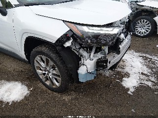 2025 Toyota RAV4, VIN 2T3N1RFV5SW511227. Фото 1 з 6 з аукціону IAAI. Каталог авто зі США OpenDataCar.