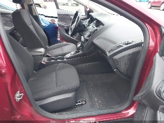 2017 Ford Focus, VIN 1FADP3K24HL224062. Фото 5 з 6 з аукціону IAAI. Каталог авто зі США OpenDataCar.