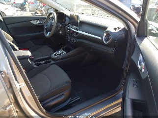 2022 Kia Forte, VIN 3KPF24AD4NE424695. Фото 5 з 6 з аукціону IAAI. Каталог авто зі США OpenDataCar.