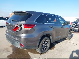 2019 Toyota Highlander, VIN 5TDZARFH7KS050707. Фото 4 з 6 з аукціону IAAI. Каталог авто зі США OpenDataCar.
