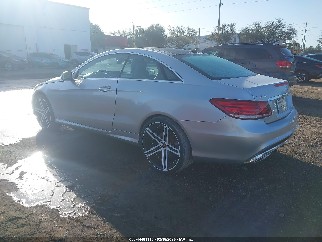 2014 Mercedes-benz E-Class, VIN WDDKJ7DB1EF272951. Фото 3 з 6 з аукціону IAAI. Каталог авто зі США OpenDataCar.