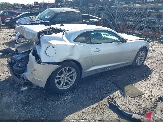 2015 Chevrolet Camaro, VIN 2G1FB1E32F9260548. Фото 4 з 6 з аукціону IAAI. Каталог авто зі США OpenDataCar.