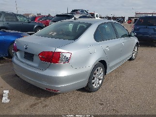 2012 Volkswagen Jetta, VIN 3VWDP7AJ4CM323012. Фото 4 з 6 з аукціону IAAI. Каталог авто зі США OpenDataCar.