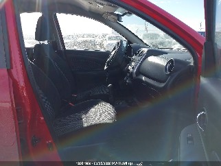 2016 Nissan Micra, VIN 3N1CK3CP0GL235998. Фото 5 з 6 з аукціону IAAI. Каталог авто зі США OpenDataCar.