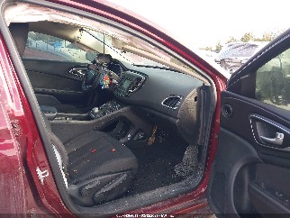 2017 Chrysler 200, VIN 1C3CCCFB9HN503320. Фото 5 з 6 з аукціону IAAI. Каталог авто зі США OpenDataCar.