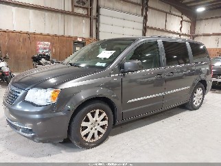 2016 Chrysler Town & Country, VIN 2C4RC1BGXGR300210. Zdjęcie 2 z 6 z aukcji IAAI. Katalog aut z USA OpenDataCar.
