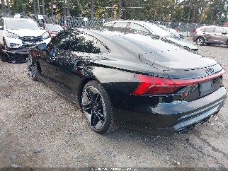 2022 Audi RS e-tron GT, VIN WAUAHBFW0N7900817. Фото 3 из 6 с аукциона IAAI. Каталог авто из США OpenDataCar.