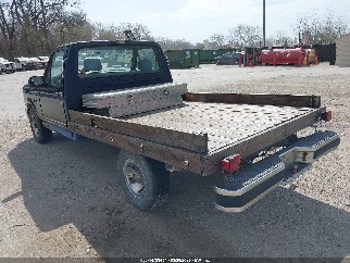 1992 Ford F-150 Lightning, VIN 1FTDF15N5NLA43233. Zdjęcie 3 z 6 z aukcji IAAI. Katalog aut z USA OpenDataCar.