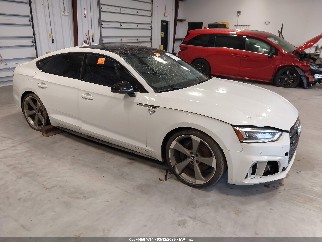 2019 Audi S5, VIN WAUB4CF56KA099838. Zdjęcie 1 z 6 z aukcji IAAI. Katalog aut z USA OpenDataCar.