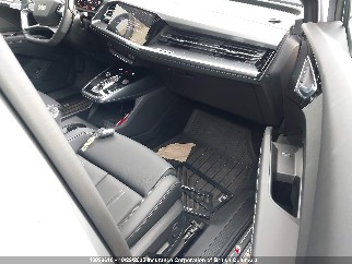 2025 Audi Q4 e-tron, VIN WA1GUAFZ0SP041506. Фото 5 из 6 с аукциона IAAI. Каталог авто из США OpenDataCar.