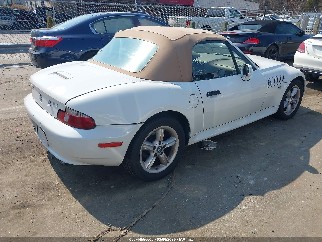 2000 Bmw Z3, VIN 4USCH3349YLF42677. Фото 4 из 6 с аукциона IAAI. Каталог авто из США OpenDataCar.