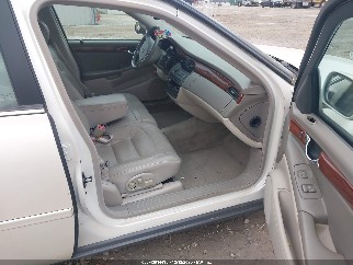 2003 Cadillac Deville, VIN 1G6KD54Y63U247100. Фото 5 з 6 з аукціону IAAI. Каталог авто зі США OpenDataCar.