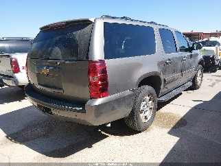 2014 Chevrolet Suburban 1500, VIN 1GNSCJE08ER239501. Фото 4 з 6 з аукціону IAAI. Каталог авто зі США OpenDataCar.