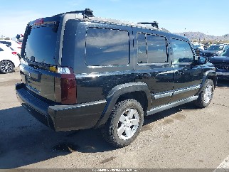2008 Jeep Commander, VIN 1J8HH48K38C117602. Фото 4 из 6 с аукциона IAAI. Каталог авто из США OpenDataCar.