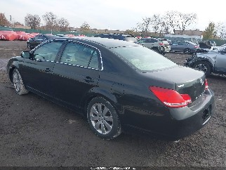 2005 Toyota Avalon, VIN 4T1BK36B75U015572. Фото 3 з 6 з аукціону IAAI. Каталог авто зі США OpenDataCar.