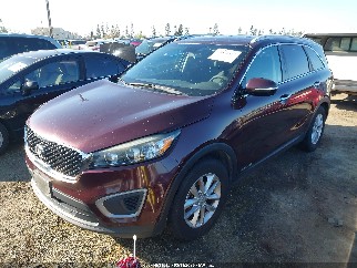 2017 Kia Sorento, VIN 5XYPGDA5XHG281516. Фото 2 з 6 з аукціону IAAI. Каталог авто зі США OpenDataCar.