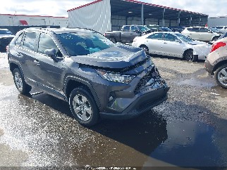 2020 Toyota RAV4, VIN 2T3P1RFV9LW131852. Фото 1 з 6 з аукціону IAAI. Каталог авто зі США OpenDataCar.